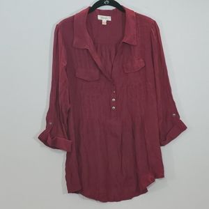 Dressbarn red  v-neck collared long sleeve blouse
